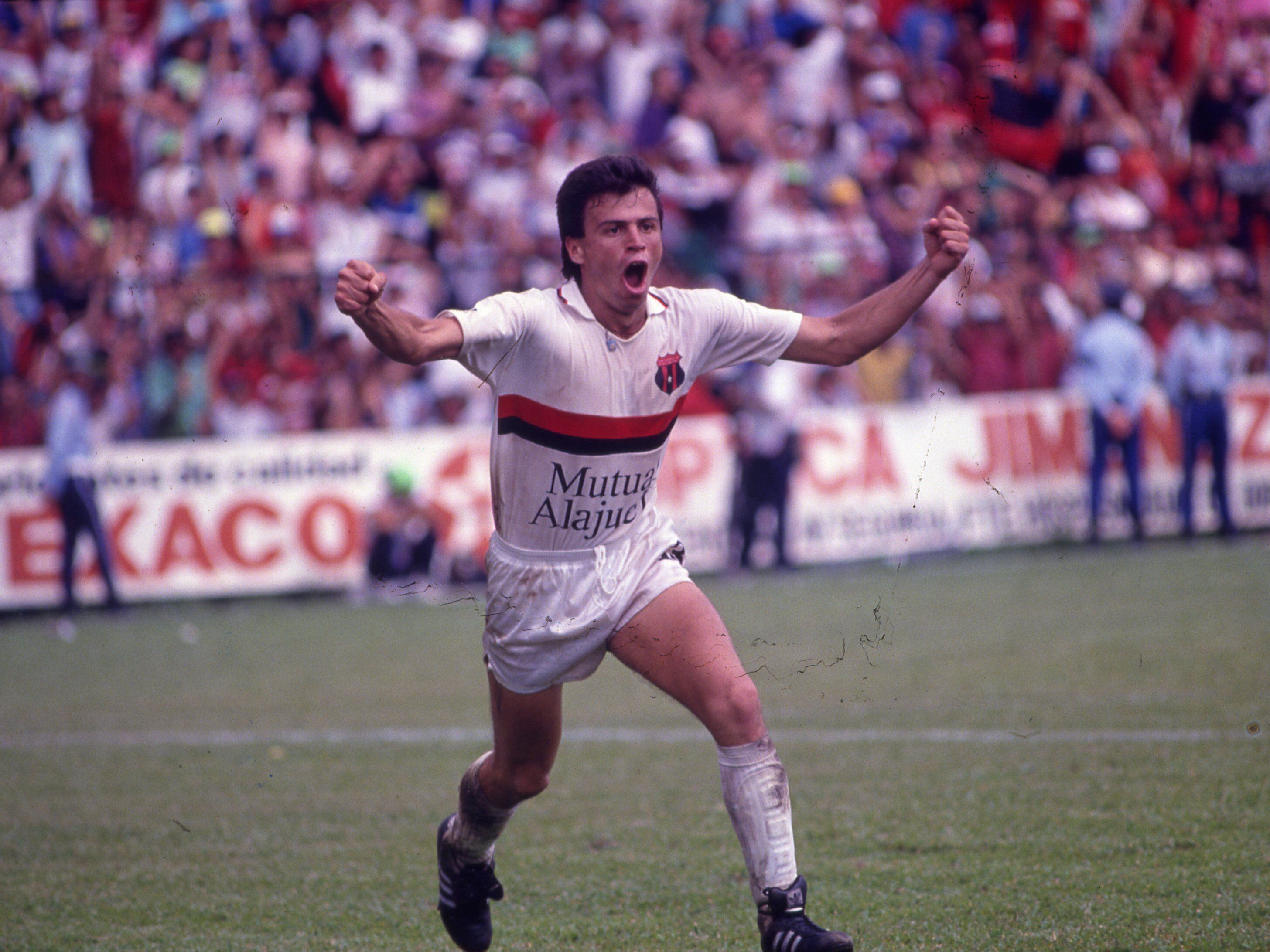 Ricardo Chacón anotó en el partido de ida en la final de 1991. Foto: Archivo