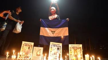 Oposición de Nicaragua exige en una vigilia liberar presos políticos