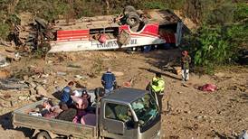 Once muertos y 28 heridos en accidente de autobús en Bolivia