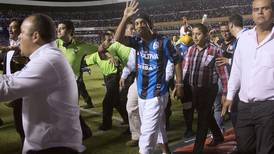 La afición del Querétaro le dio una gran bienvenida a Ronaldinho