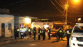 Homicidas se ensañaron contra uno de los dos sujetos asesinados anoche en Lomas del Río