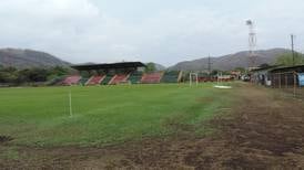 Empresaria reclama como suyo el estadio de Nicoya