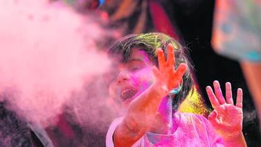 Festival Holi: la primavera se recibe con colores