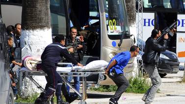  <b>Turistas extranjeros, blanco principal de ataque en Túnez  </b> 