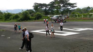 Quepos puja por convertir pista La Managua en un aeropuerto