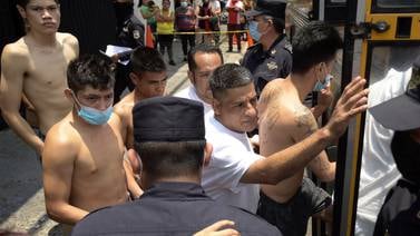 Guatemala captura y repatria al menos 25 pandilleros de El Salvador