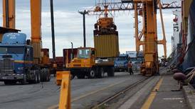 Aresep y Japdeva en pulso por aumento de tarifas portuarias