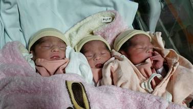Trillizas nacidas en Hospital San Carlos se encuentran en excelente estado