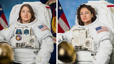 Astronautas realizan caminata espacial 100% femenina 
