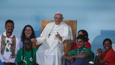 Jornada mundial de jóvenes católicos en Lisboa: Papa Francisco inspira a multitudes de devotos