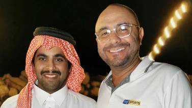 Kristian Mora conoce propiedad de jeque en Qatar que tiene 300 camellos