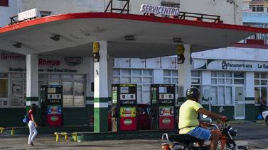 Cuba sigue con escasez de combustible por incumplimiento de proveedores