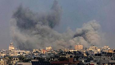 Benjamin Netanyahu dice que visitó Gaza este lunes y promete ‘intensificar’ combates