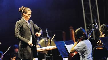Directora Gabriela Mora  apuesta a música nacional en la Sinfónica de Cartago 