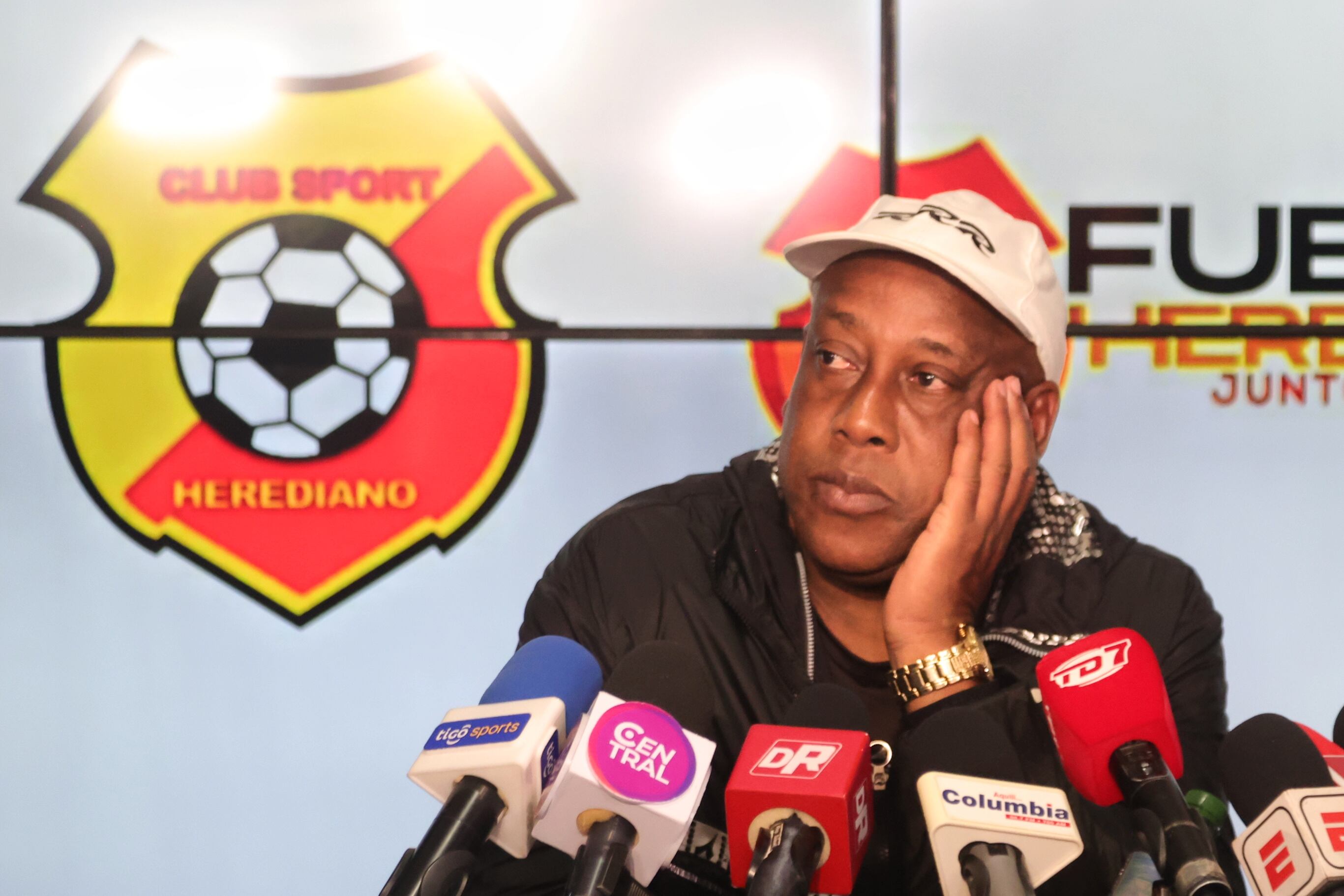 14/08/2025/ Hernán Medford es presentado como nuevo director técnico del Club Sport Herediano para el torneo apertura 2025 / Foto John Durán