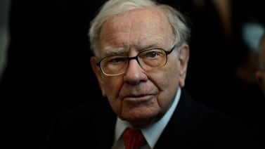 Warren Buffett se retira pero mantendrá sus acciones de Berkshire Hathaway