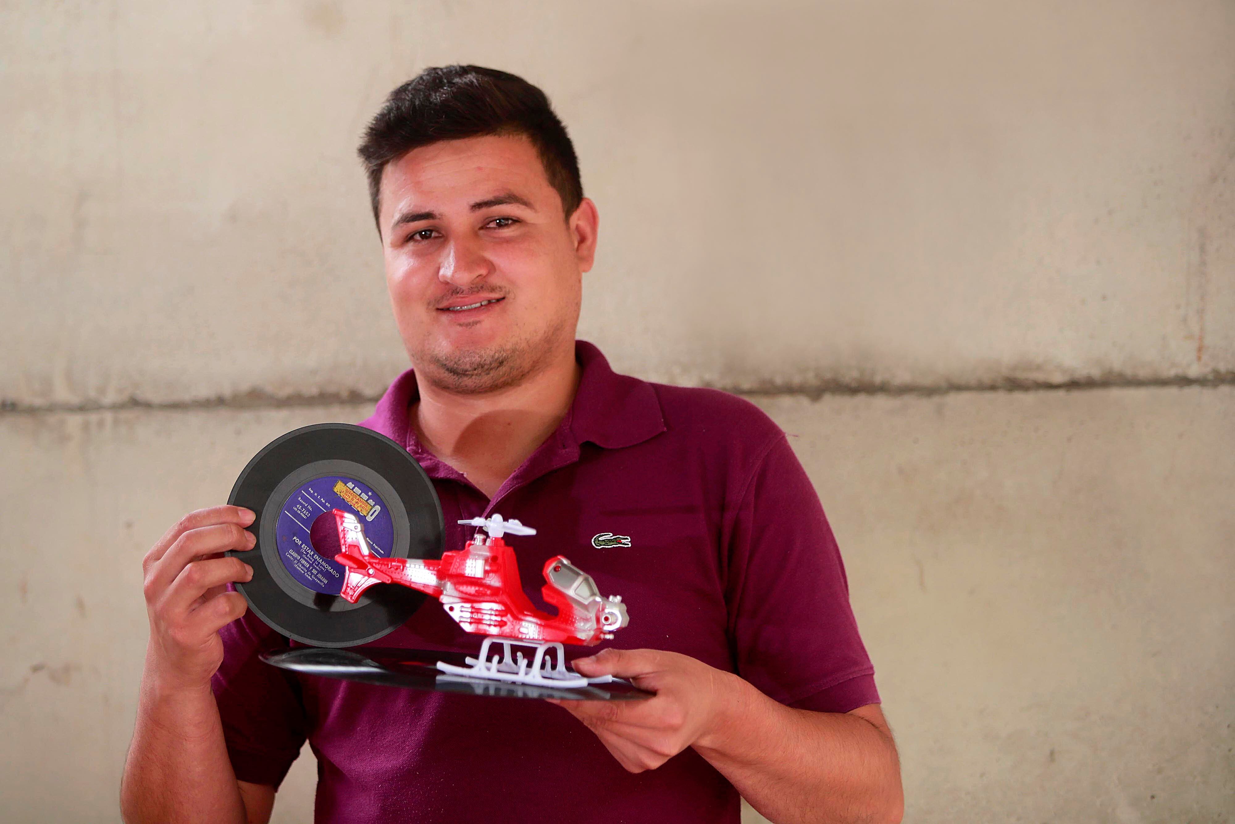 22/01/2024 Ujarrás de Paraíso, Cartago. Con su peculiar nombre inspirado en la serie televisiva El lobo del aire, Estrinferlojoc Segura es candidato a Síndico por el partido Unidos Podemos.