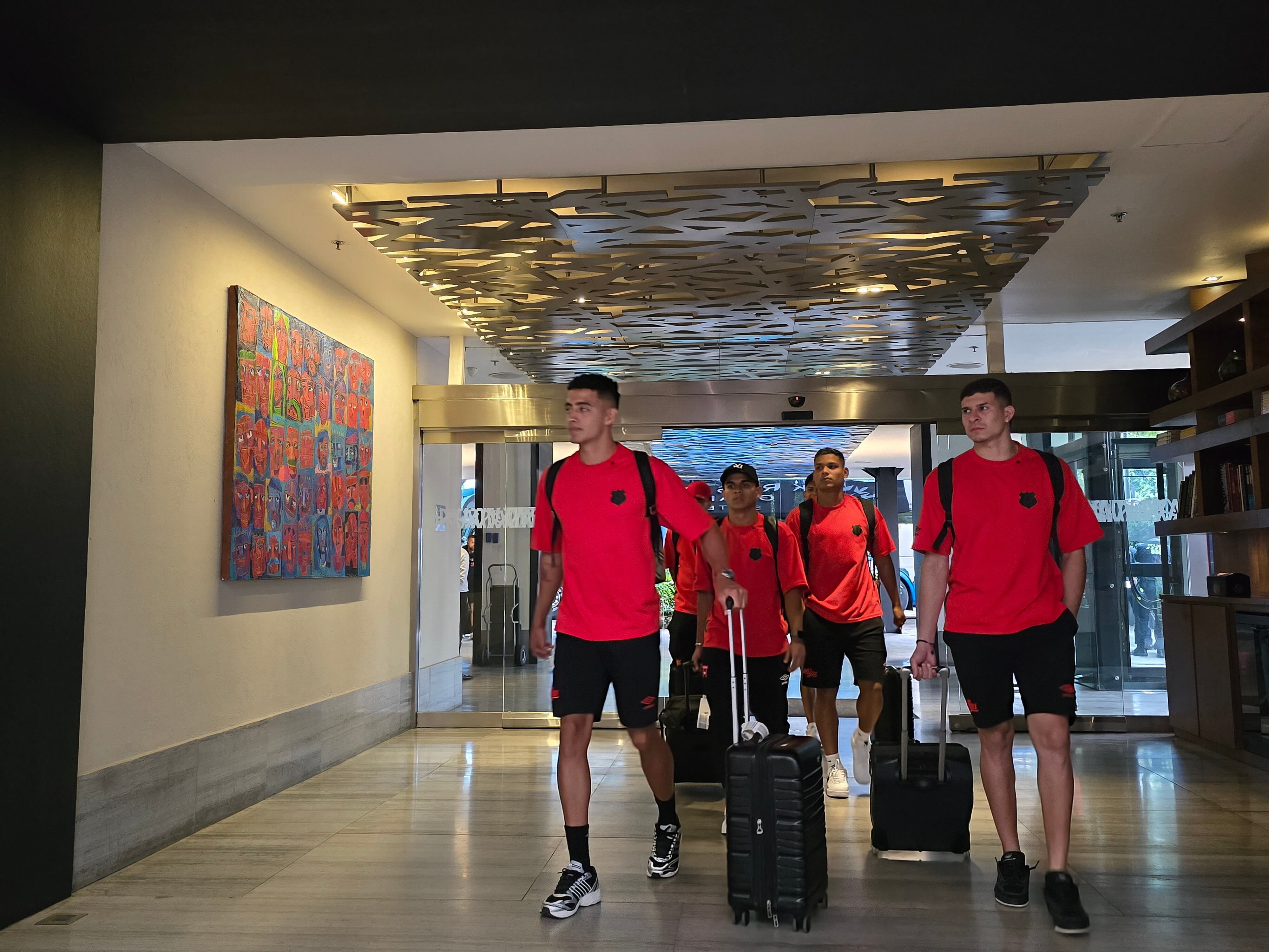 Daniel Chacón forma parte de la delegación de Liga Deportiva Alajuelense en México para el partido de ida de los octavos de final de la Copa de Campeones de Concacaf contra Pumas.
