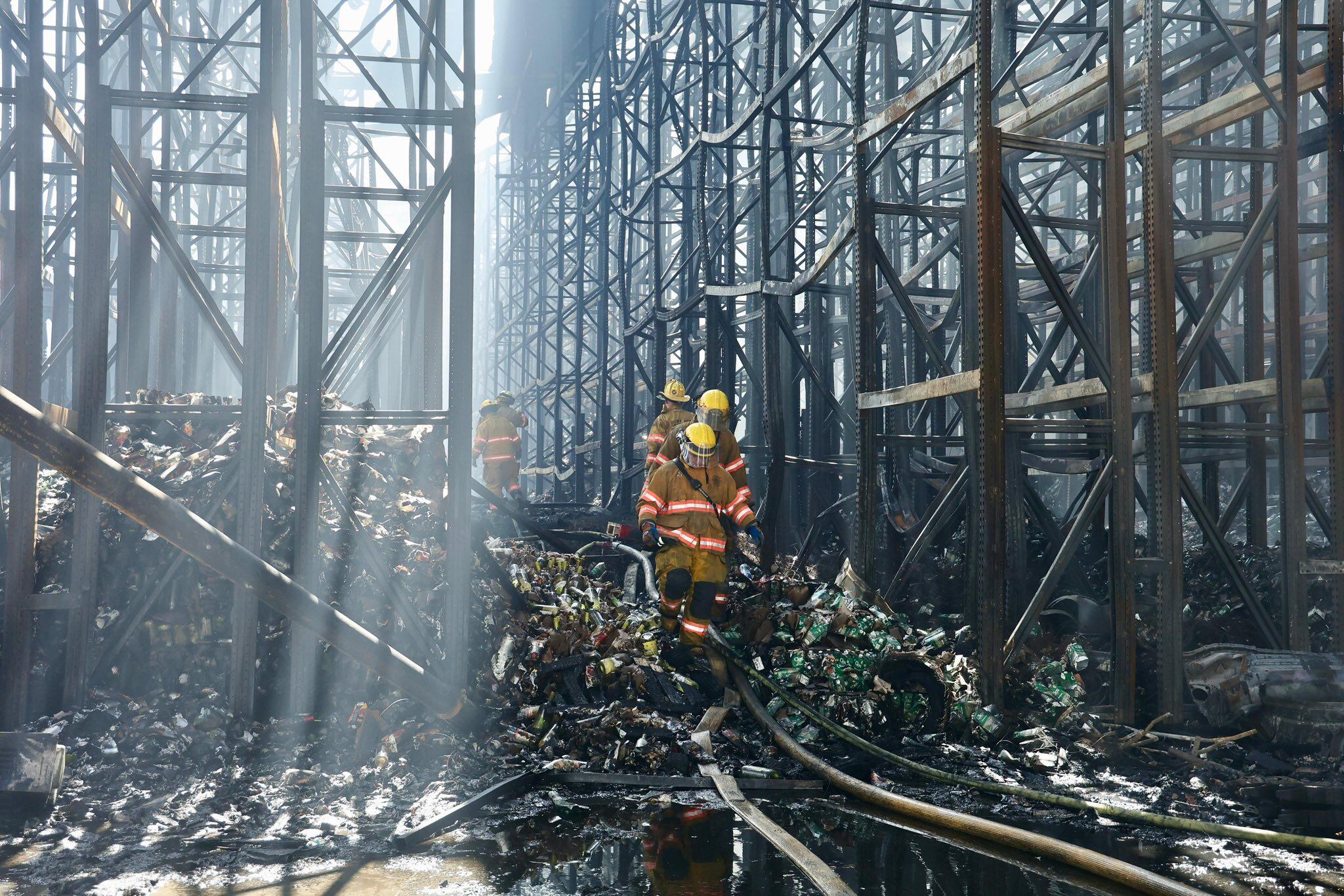 El incendio de este 23 de noviembre en San Rafael Arriba de Desamparados fue el tercero más grande en la historias de Costa Rica.