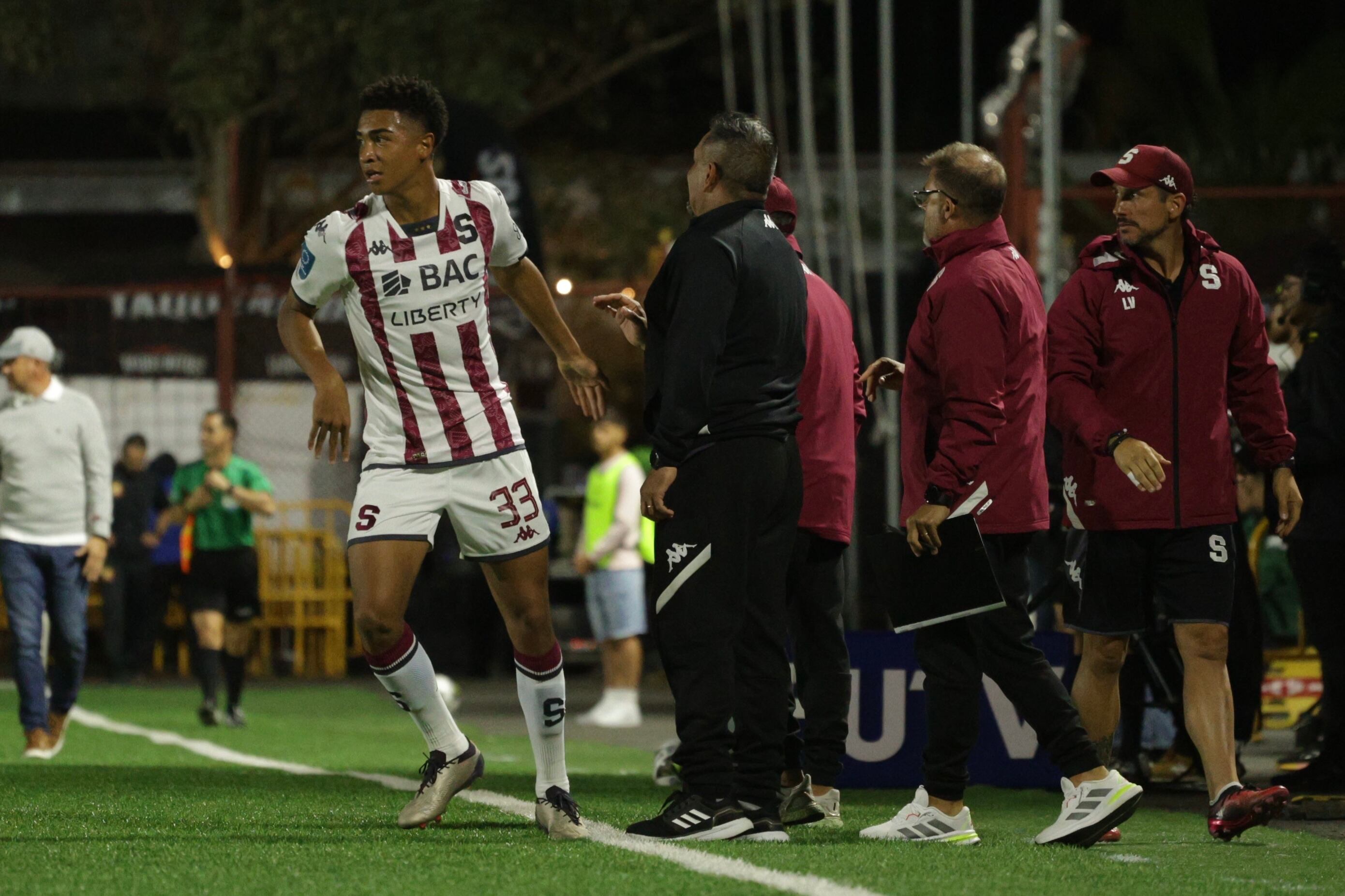 25/01/2024, Heredia, Estadio Carlos Alvarado, partido de la jornada 5 del torneo de clausura 2025 entre el Club Sport Herediano y el Deportivo Saprissa.