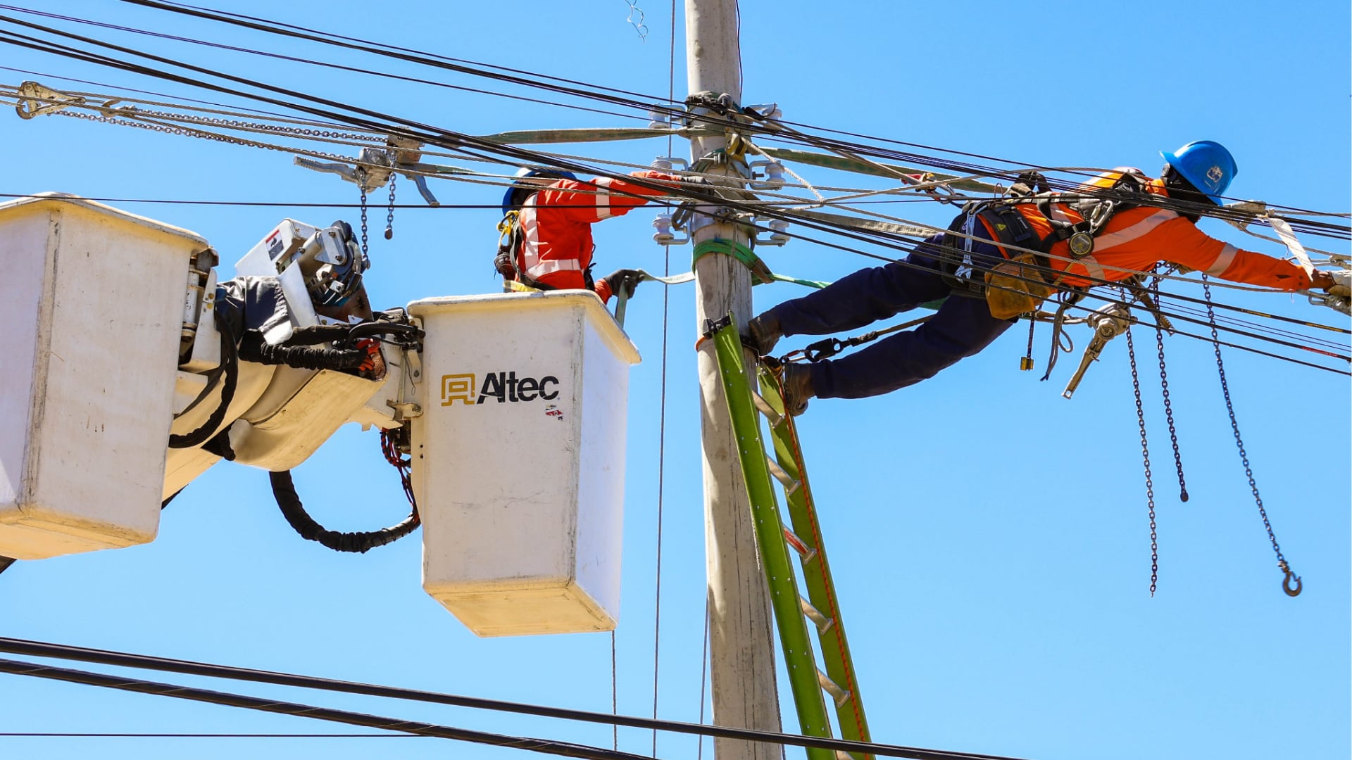 Cortes de luz de la CNFL impactarán tres provincias este miércoles por mantenimiento y mejoras en la red eléctrica.