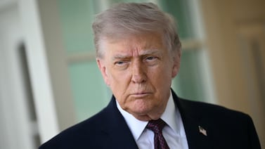 Donald Trump ‘intenta que la gente se aparte de los medios’, lamenta director de Reporteros Sin Fronteras