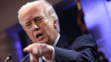 Donald Trump anuncia nuevo arancel general del 10% tras revés de Corte Suprema