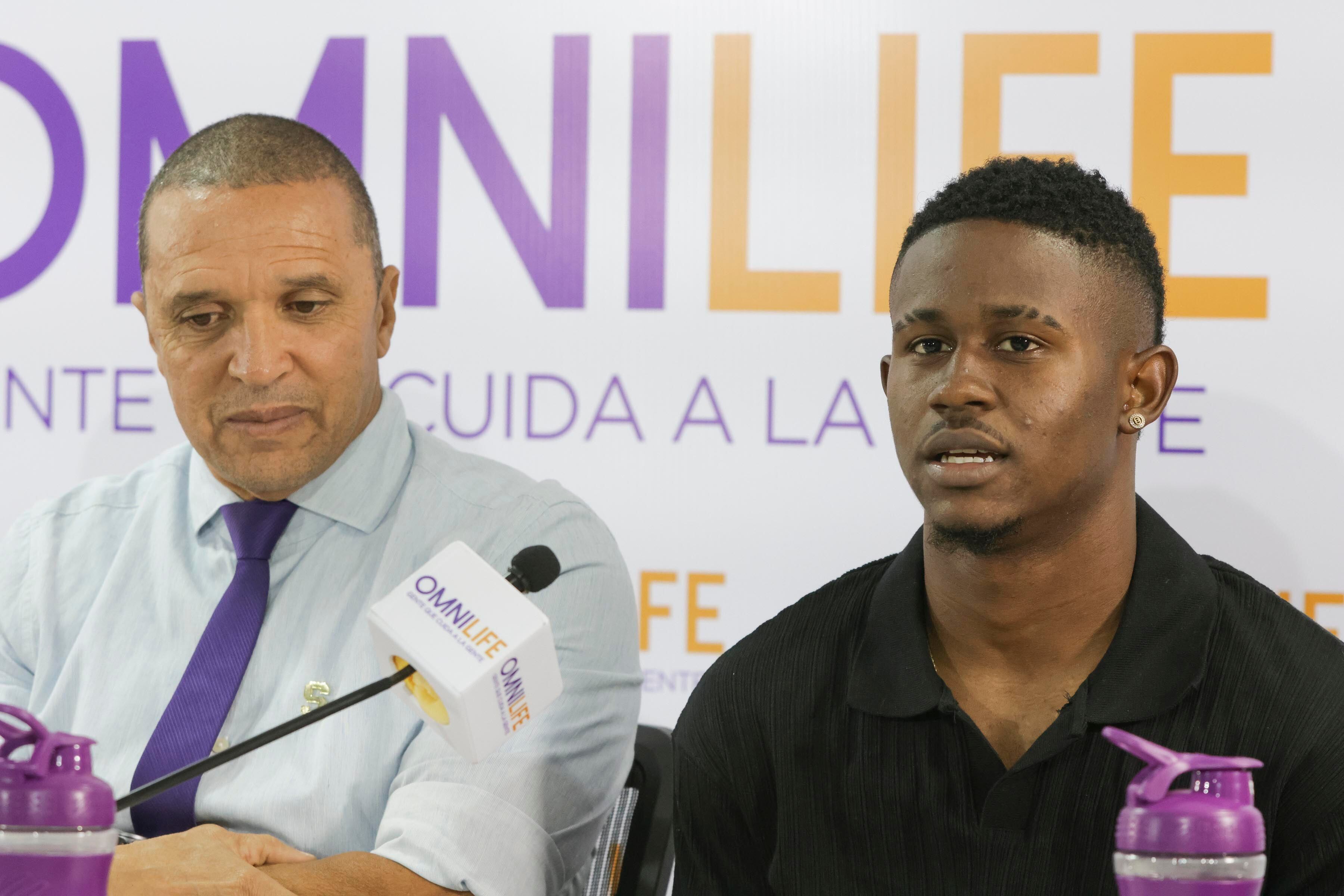 Saprissa presenta a sus nuevos jugadores panameños