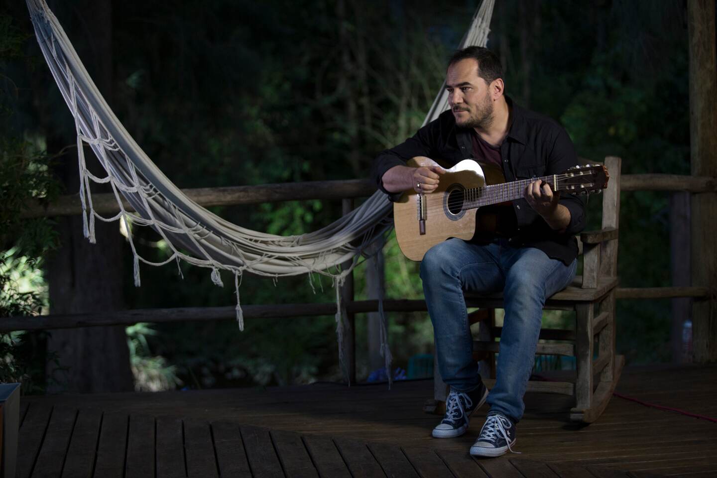 Ismael Serrano se presentará el 22 de noviembre en el Teatro Popular Melico Salazar. Foto cortesía Interamericana