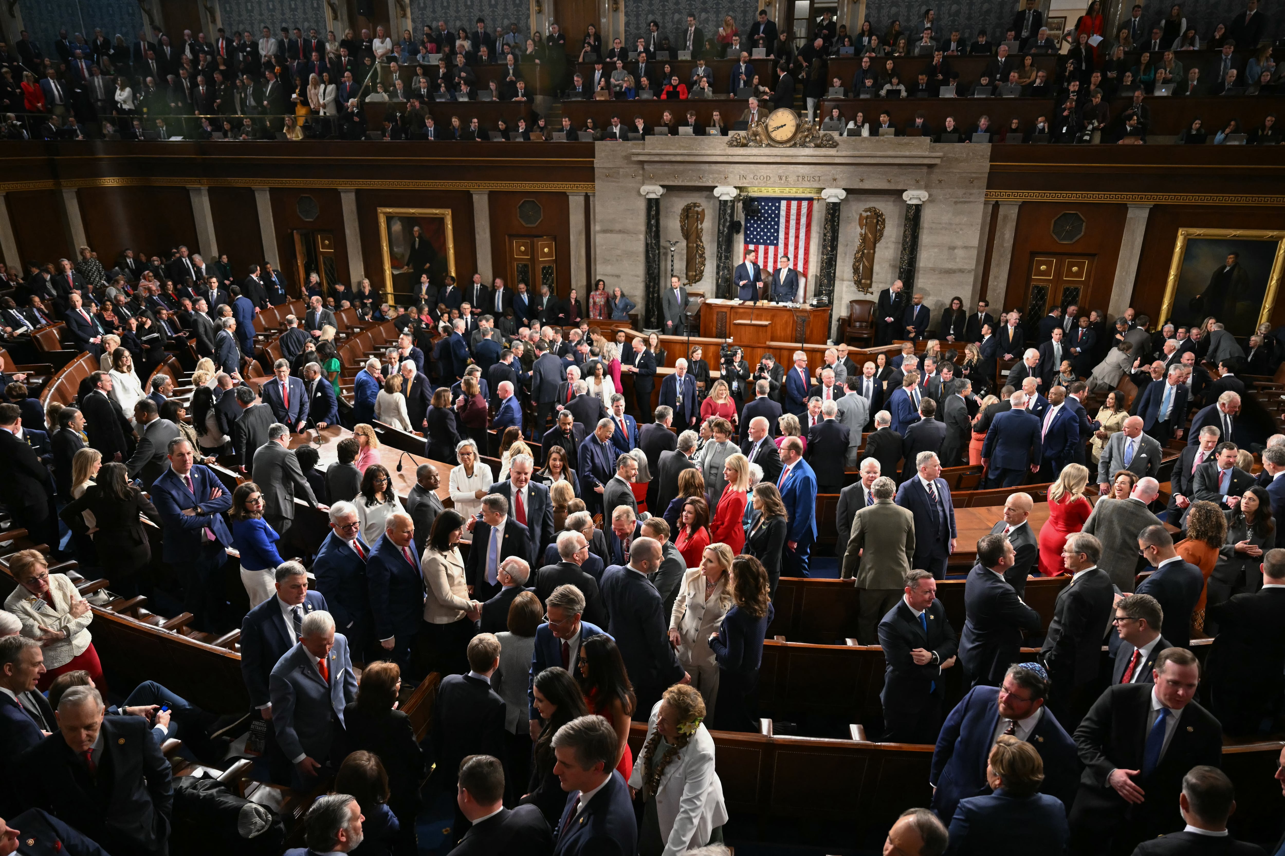 Congreso de Estados Unidos se reúne para escuchar el discurso de Donald Trump.