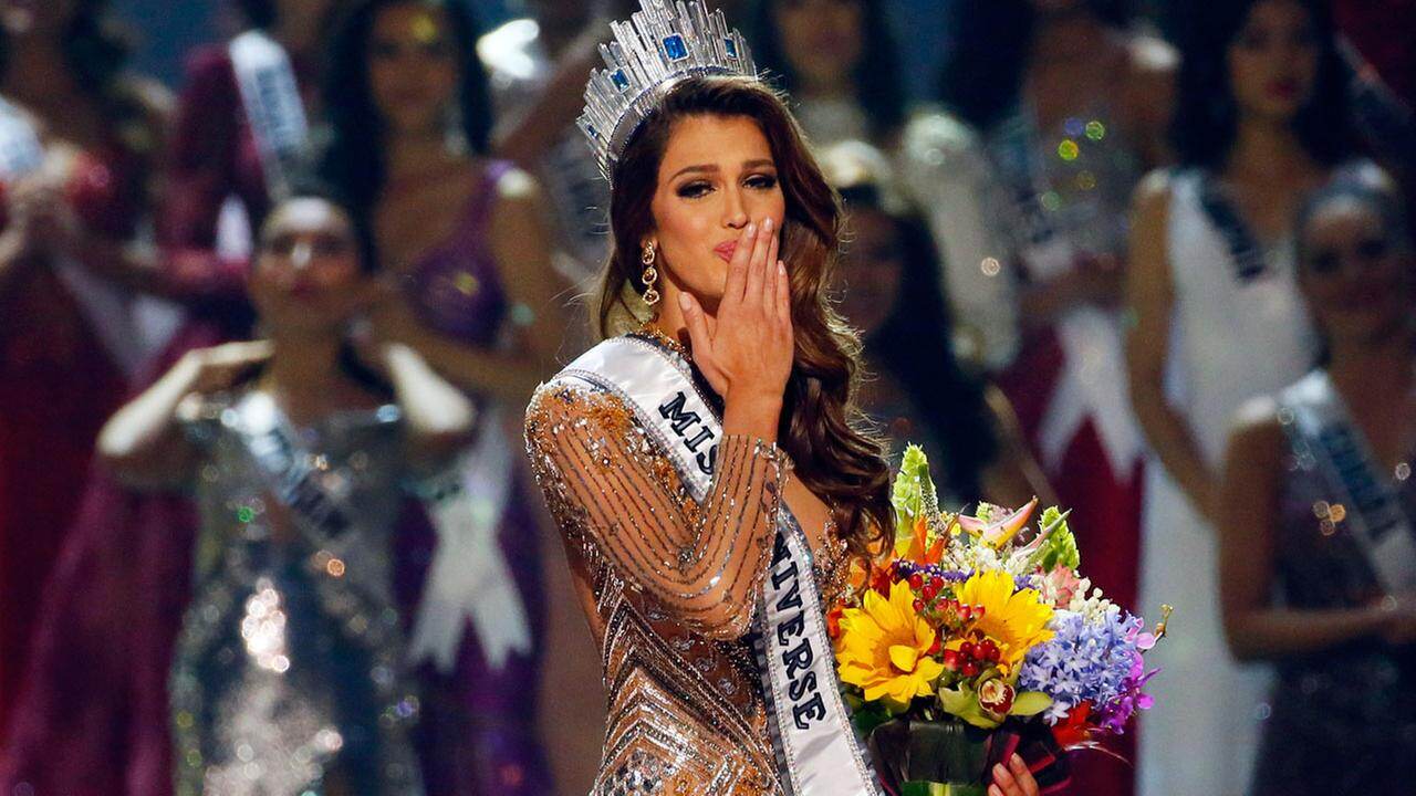 La francesa Iris Mittenaere es la actual reina de la belleza mundial.