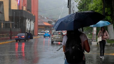 Fuertes lluvias afectaron sectores de Turrialba y Juan Viñas este lunes: vea el video