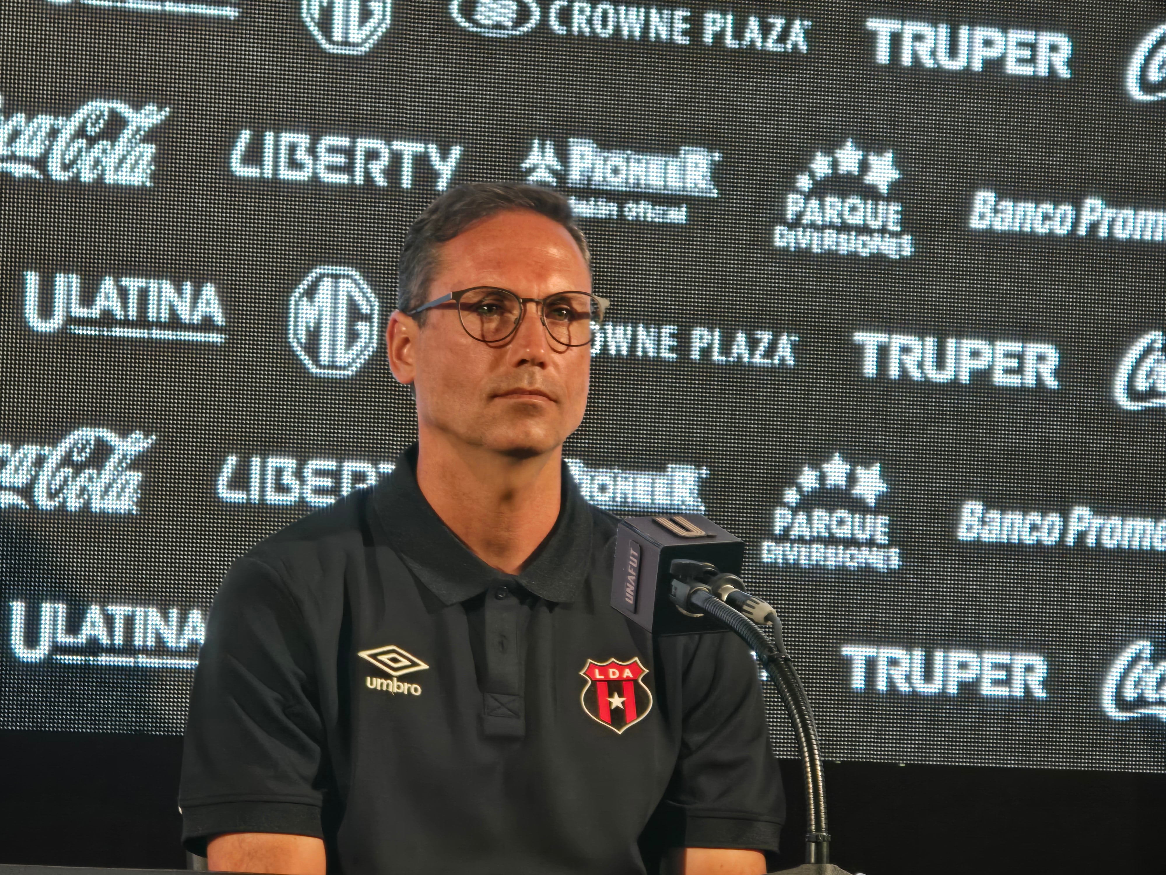 Marcelo Sarvas aseguró que Liga Deportiva Alajuelense no tiene por qué cambiar en esta instancia final lo que ha venido haciendo.