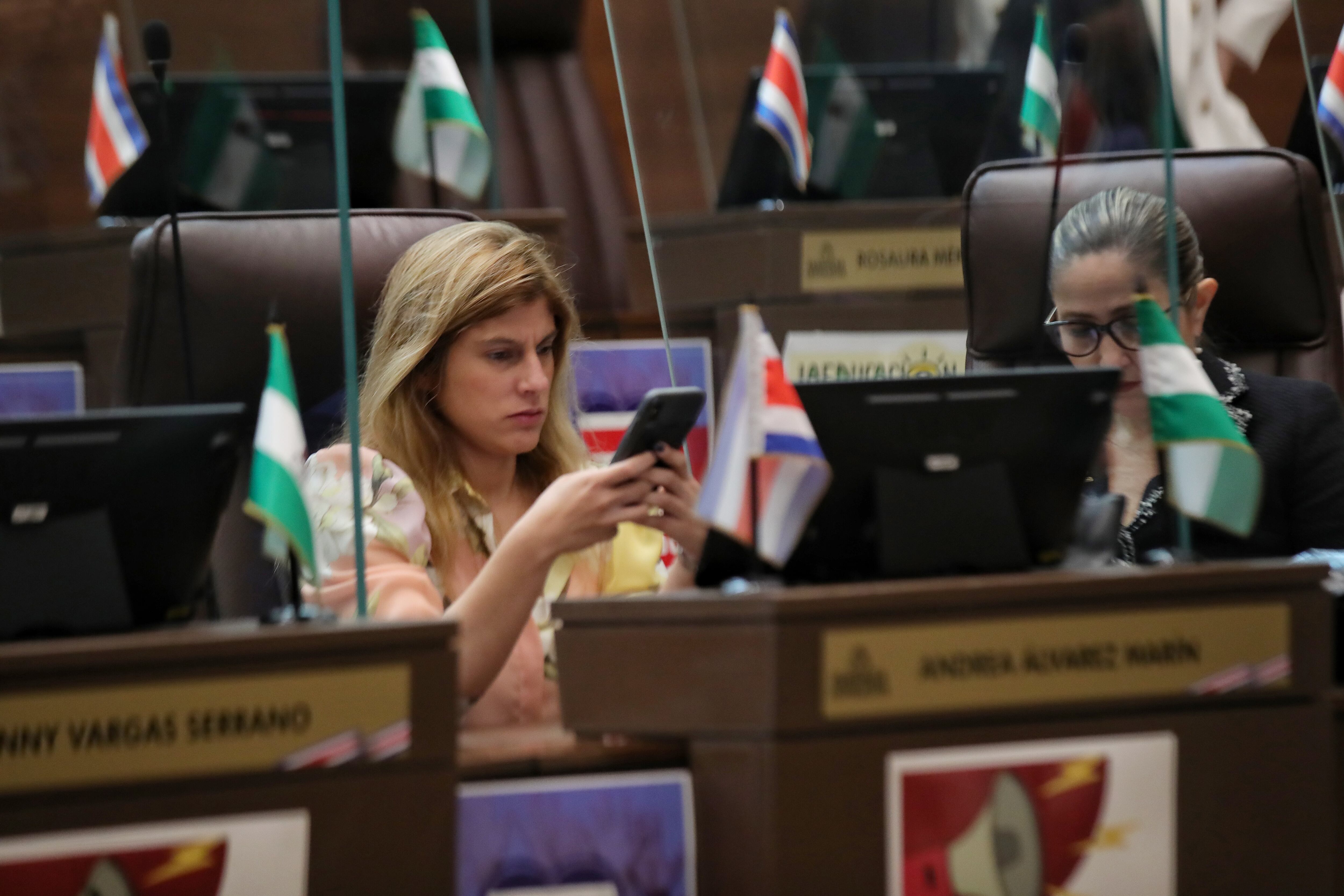 28/09/2023/ Diputados durante Sesión para votar proyecto sobre rebajo del Marchamo / foto: John Durán