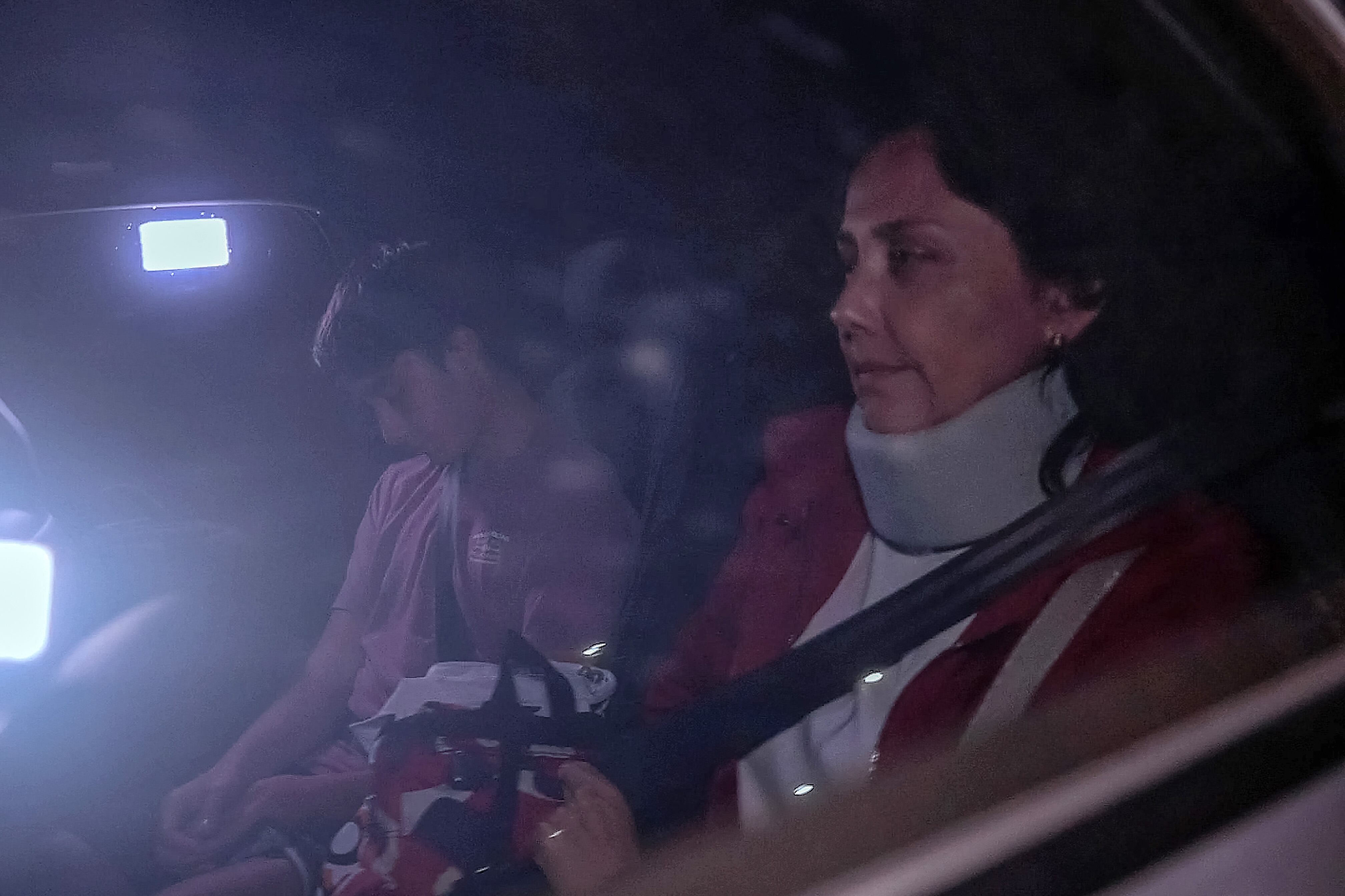 Captura de pantalla de un video de AFPTV muestra a Nadine Heredia, esposa del expresidente peruano Ollanta Humala (2011-2016), saliendo del aeropuerto de Congonhas en São Paulo, Brasil, el 16 de abril del 2025.