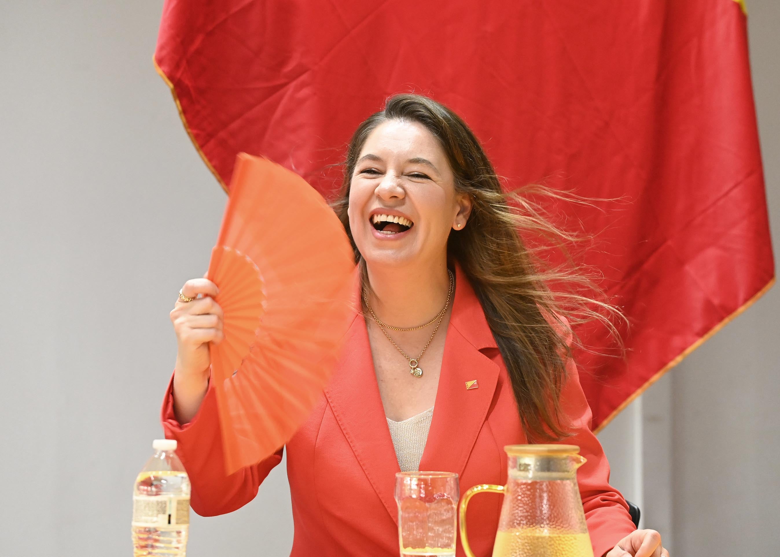 26 de julio del 2025. Colegio de Ingenieros Agrónomos en Moravia. 09:30 hrs. Asamblea del partidio Acción Ciudadana en la cual se ratifica como candidata a la presidencia de la República a Claudia Dobles, ex primera dama de la República y esposa del expresidente Carlos Alvarado. En la foto: Dirigentes y seguidores del partido apoyaron la candidatura de Dobles y ésta se mostró muy agradecida durante su discurso. Fabián Solano, presidente del partido. Foto: Albert Marín.