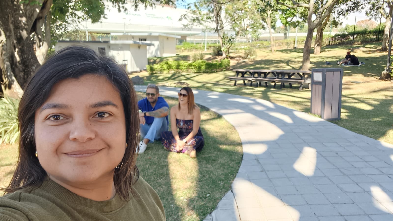 Fabiola Herra Sin pasaporte Omar Cascante