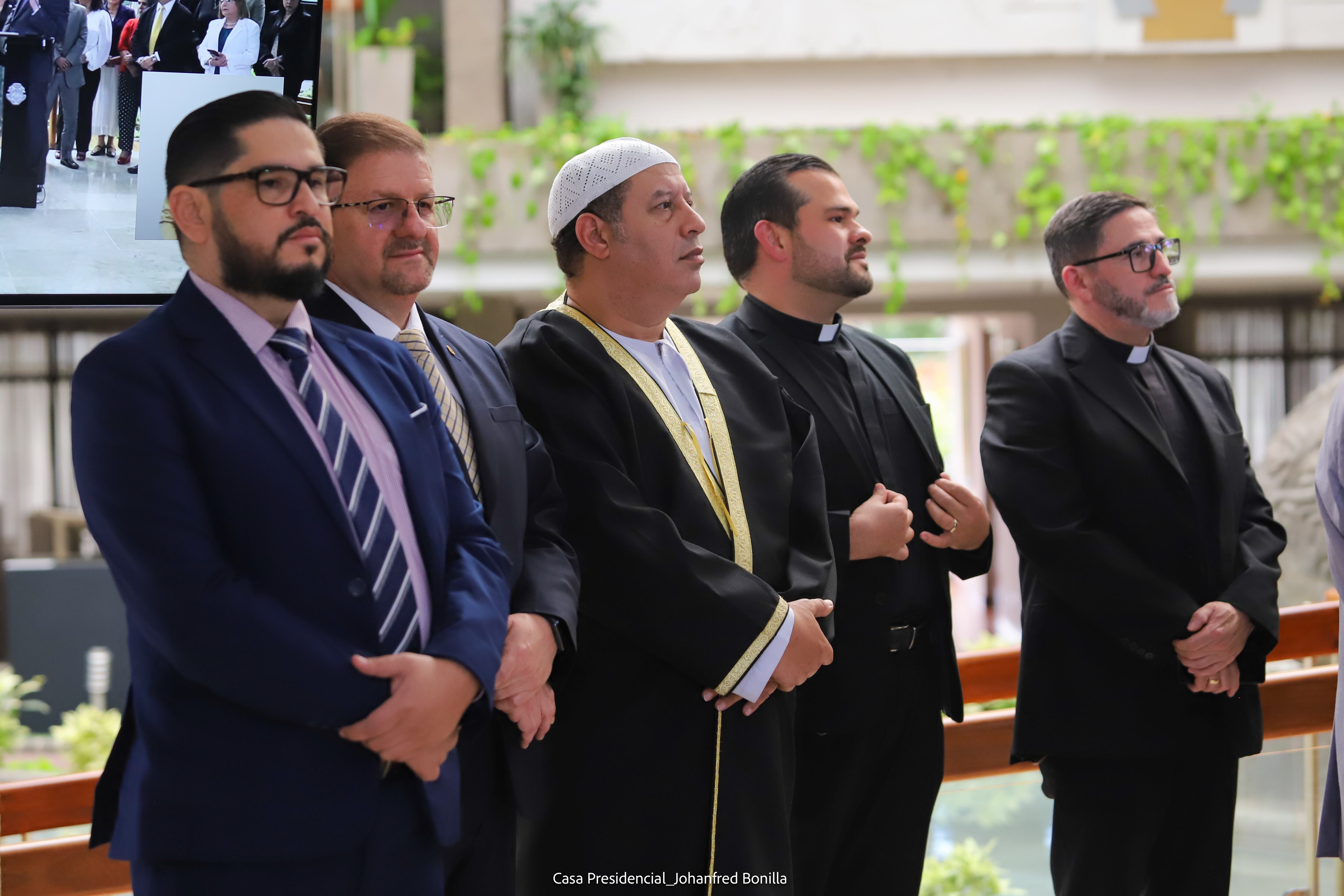 Conferencia en Casa Presidencial en la que el presidente Rodrigo Chaves se hizo acompañar de líderes religiosos para anunciar su agenda conservadora