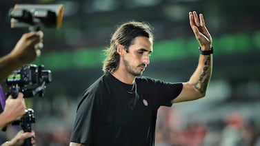 Bryan Ruiz recibe un mensaje directo de Paulo Wanchope