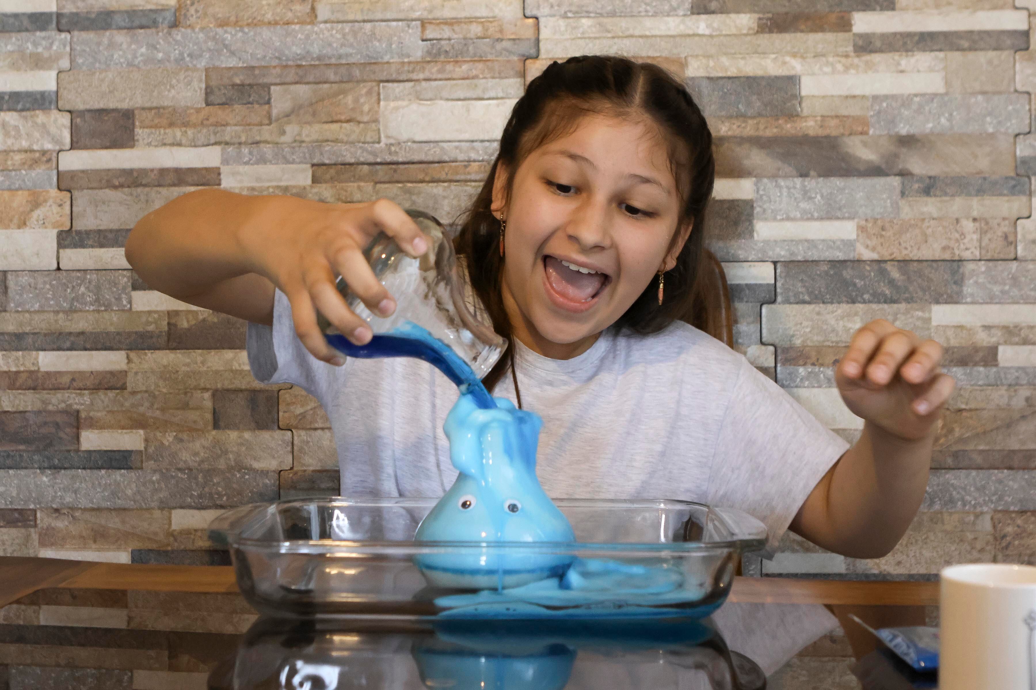 Ensayo Equidad de Género. MATERIAL EMBARGADO PARA PUBLICAR EN LA REVISTA DOMINICAL. LOS CONSENTIMIENTOS DE LAS MENORES DE EDAD SOLO SON PARA ESTA PUBLICACION EN LA REVISTA DOMINICAL.