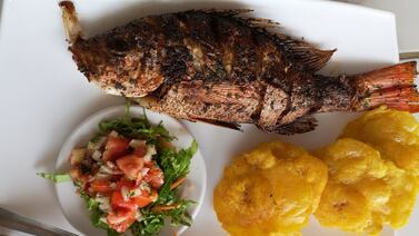 #PedíExprés: Arroz con camarones y patacones rellenos en La Cambusa de Guido y Cruz, Cartago