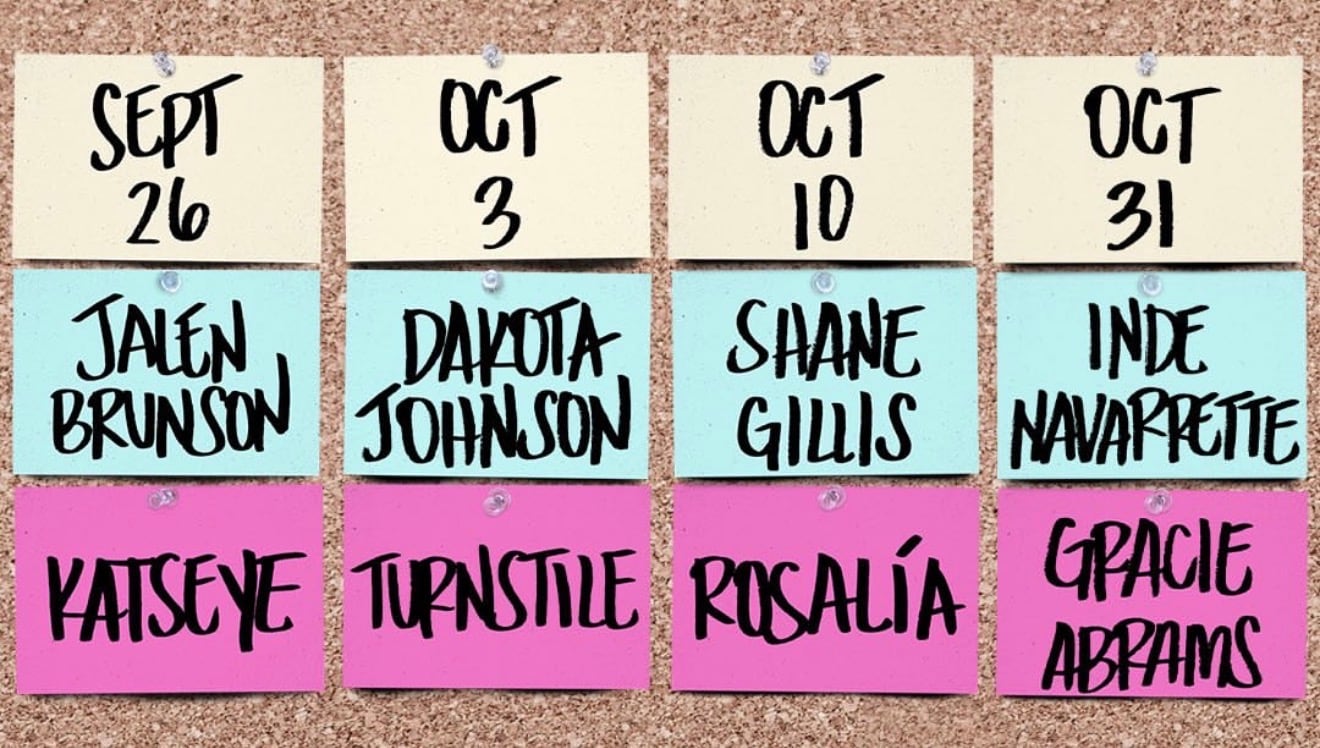 ‘Saturday Night Live’ prepara su regreso con Rosalía, Dakota Johnson y Gracie Abrams