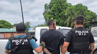 OIJ captura a hombre con 93 paquetes de cocaína en ruta 32 tras denuncia
