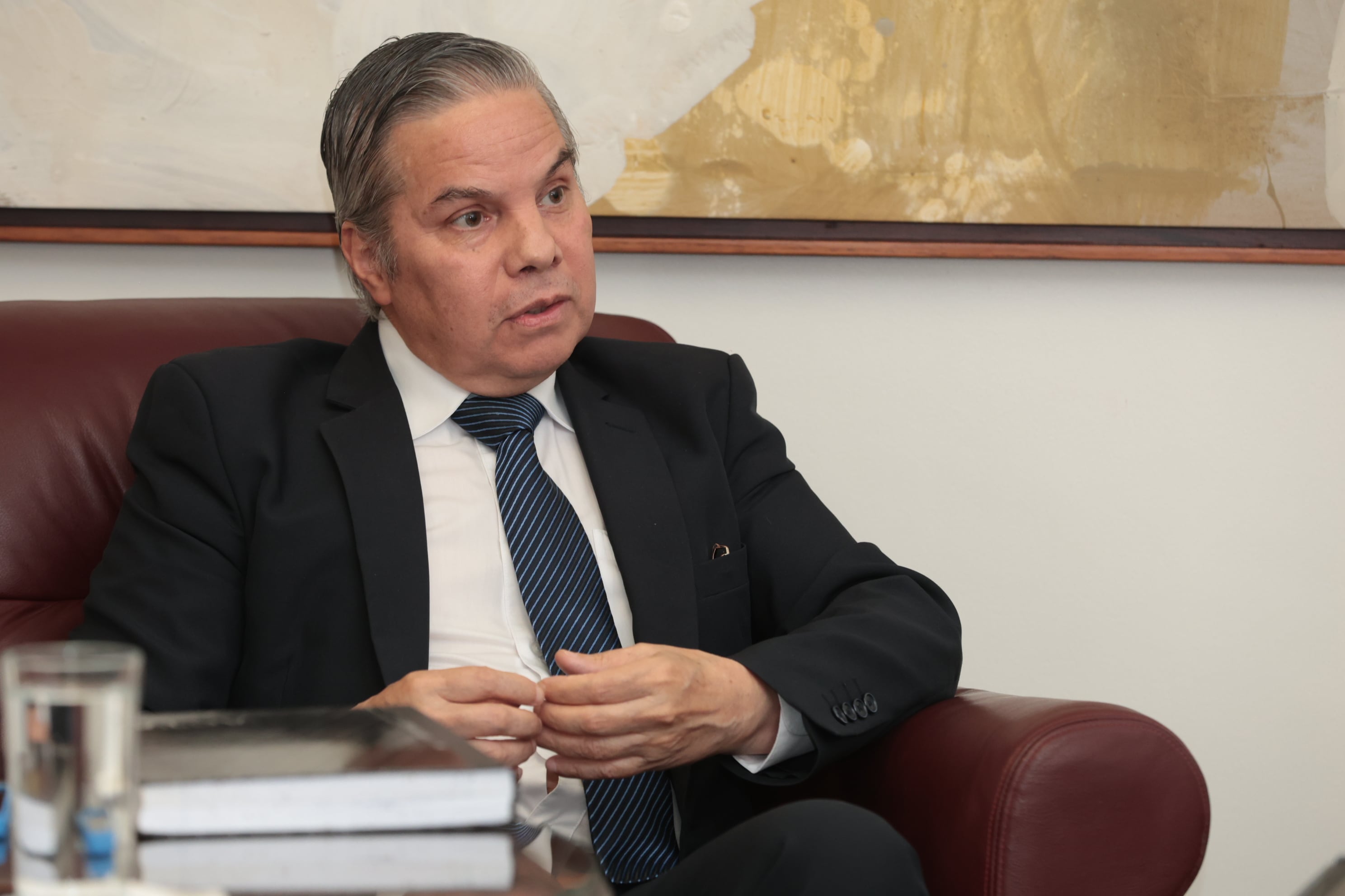 09/01/2026/ fotos durante entrevista de Róger Madrigal López presidente del Banco Central de Costa Rica / Foto John Durán