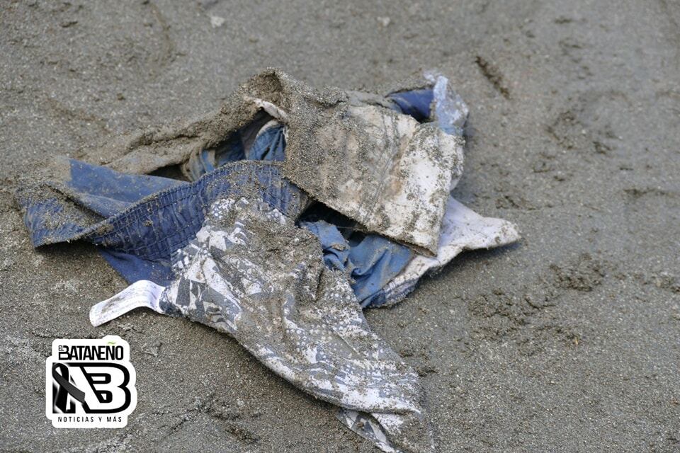 Búsqueda de niño arrastrado por cocodrilo en Matina. Foto El Bataneño Noticias.