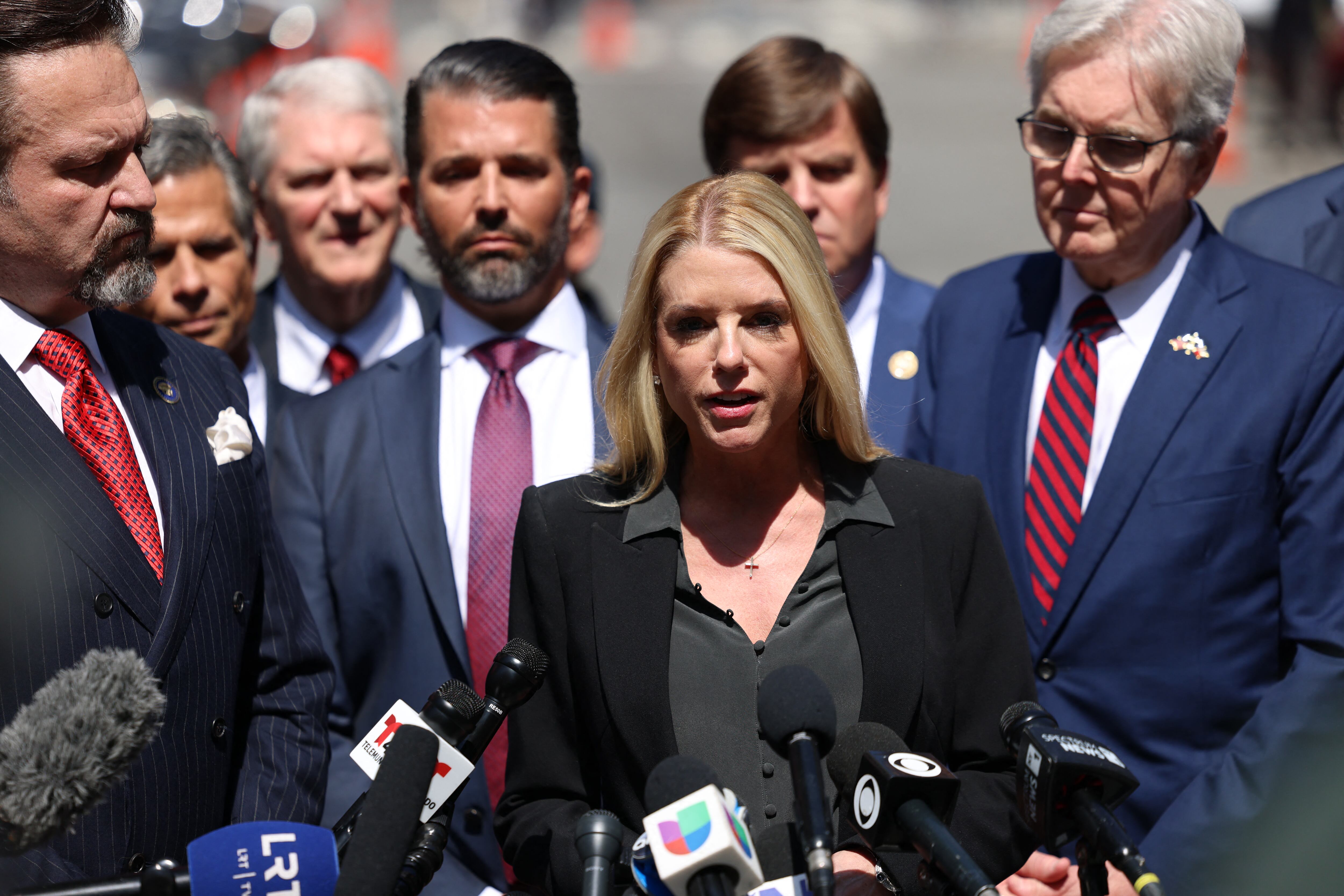 Pam Bondi es una abogada de confianza de la familia Trump. El presidente electo, Donald Trump, la designó como futura secretaria de Justicia de Estados Unidos. Foto: AFP