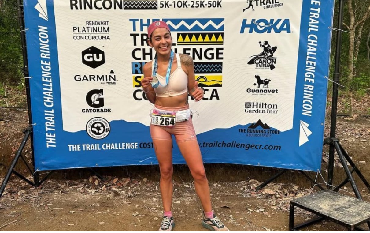 Luz Elena Castillo Sequeira,
Ultramaratonista
nNacida en Costa Rica, pero conocida como La "Nica de Hierro"
24 de abril del 2025
Tomada de Instagram