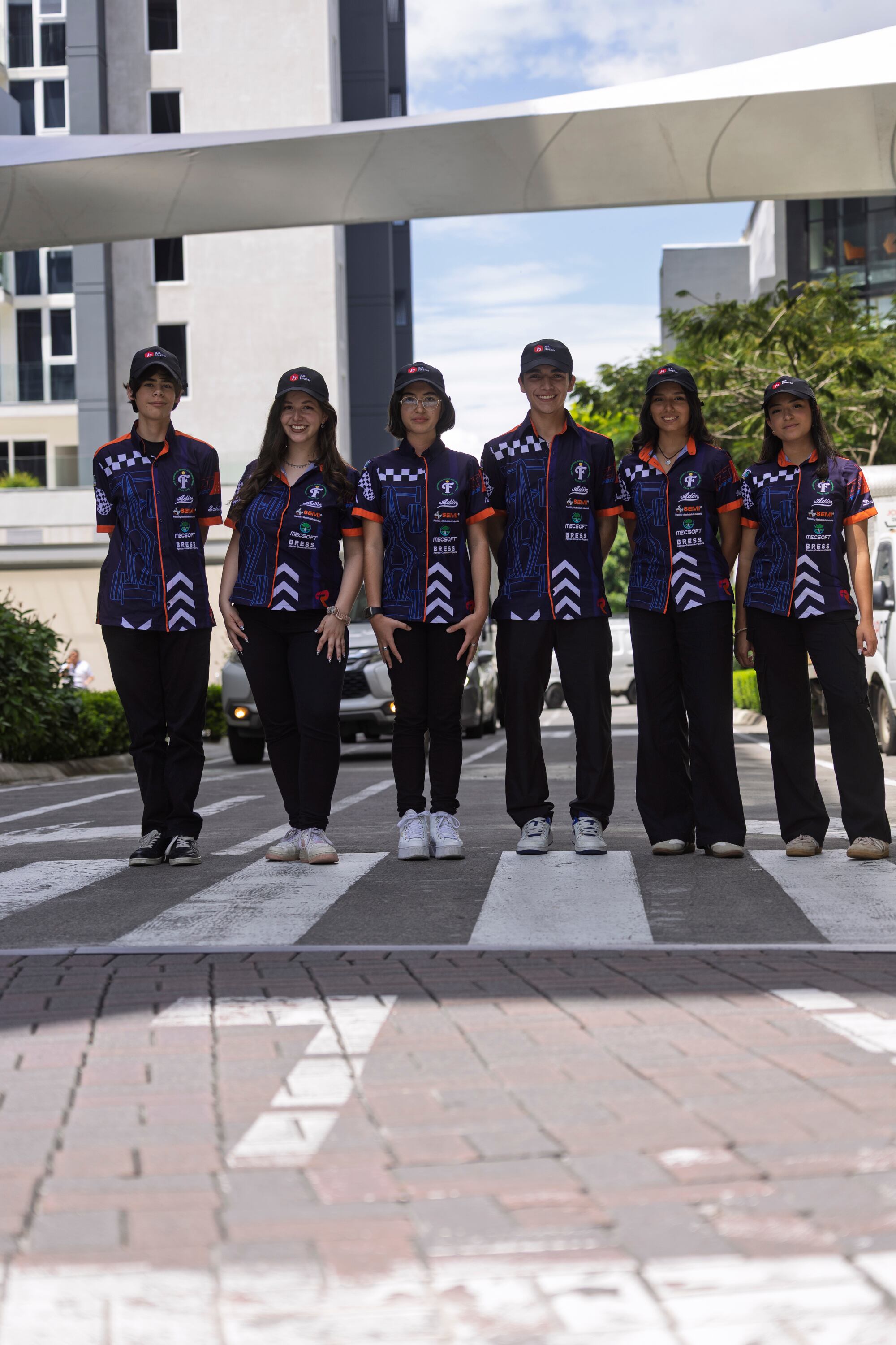 22/10/2025, San José, Escazu, fotografías de la conferencia para presentar a los tres equipos ganadores en las competencias Stem Racing.