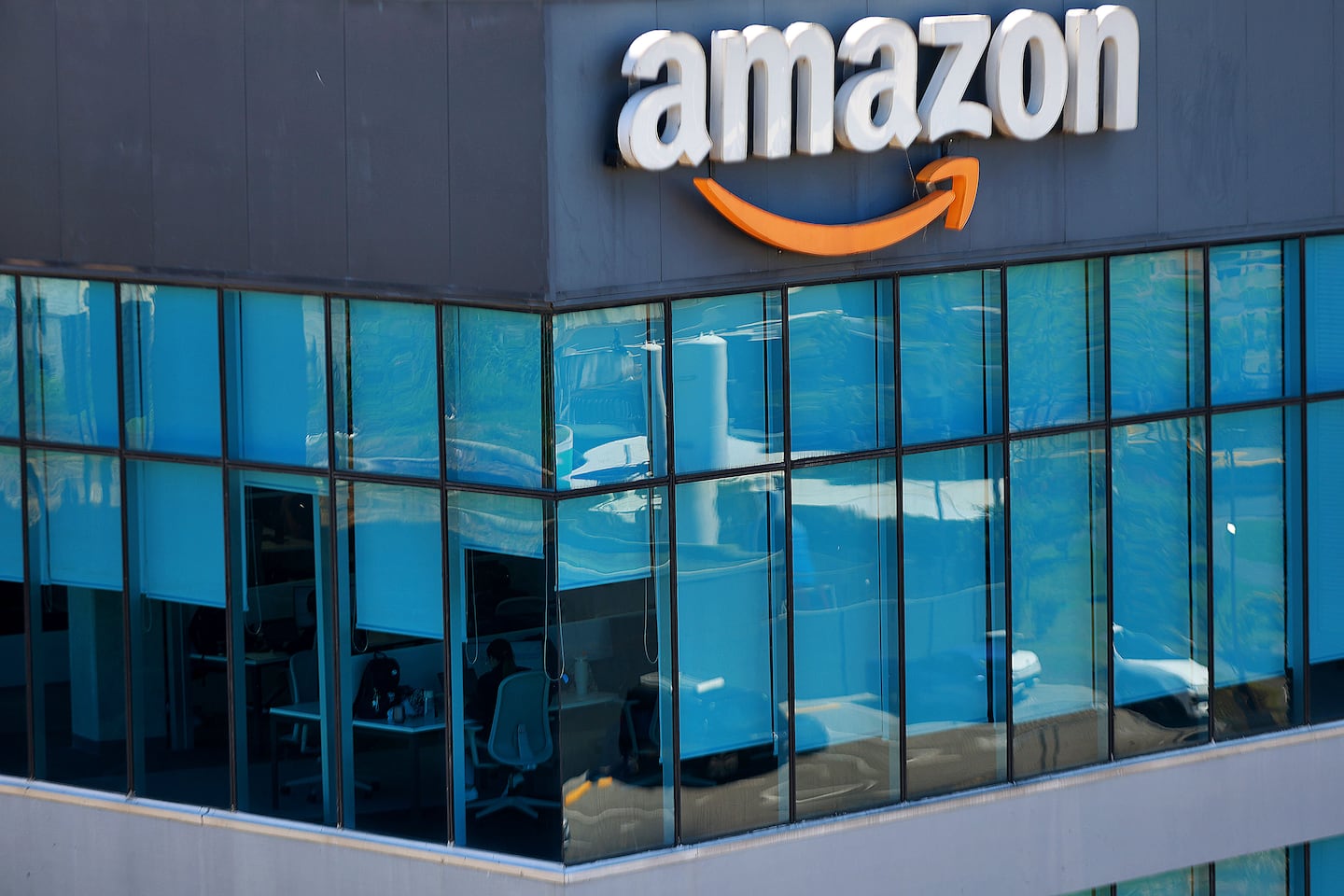 Amazon anuncia inversión de $200.000 millones impulsada por la IA