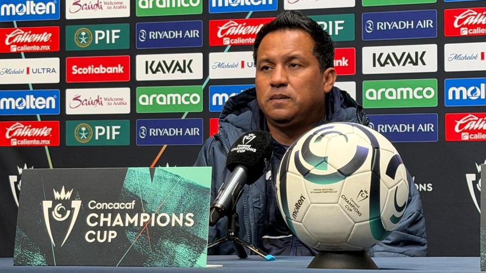 Amarini Villatoro, técnico del Cartaginés.